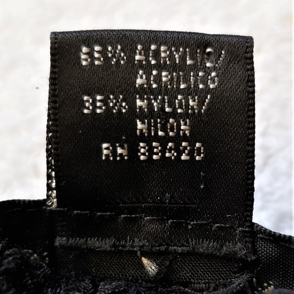 August Silk Sportswear Cropped Sweater - S - Picture 4 of 5